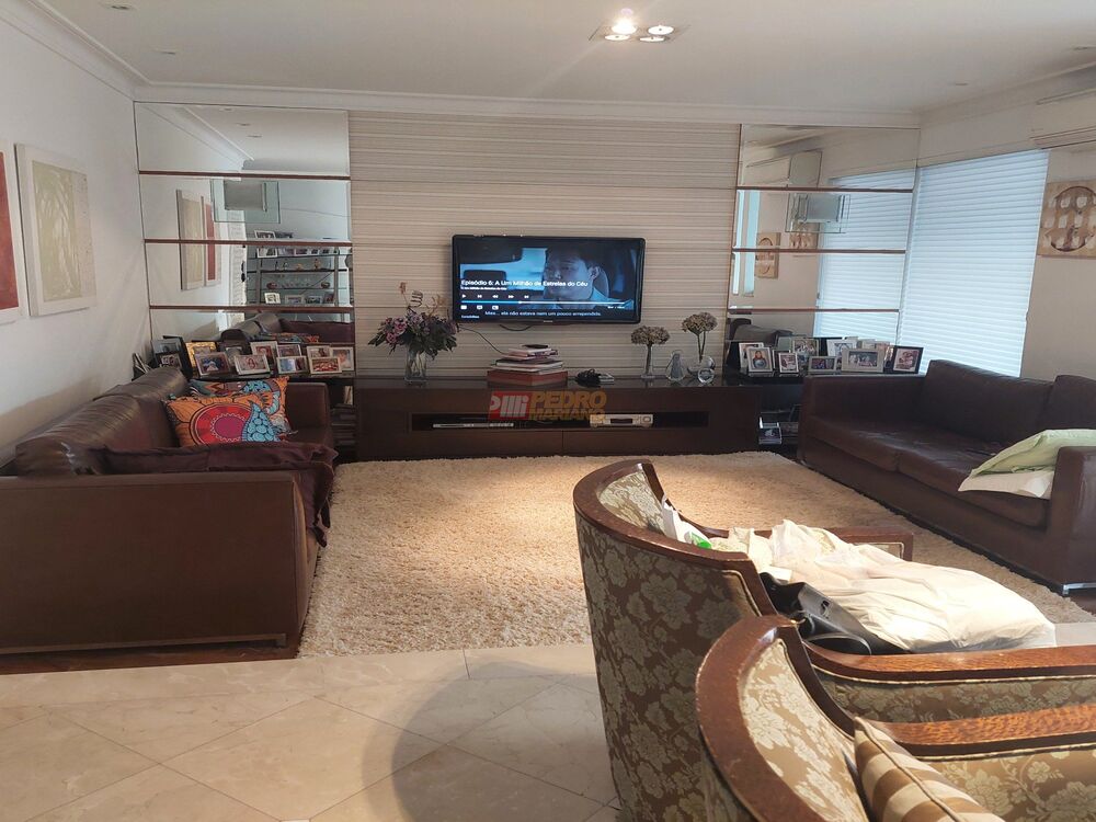 Sobrado, 4 quartos, 233 m² - Foto 1