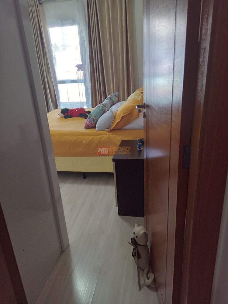 Sobrado à venda com 3 quartos, 236m² - Foto 5