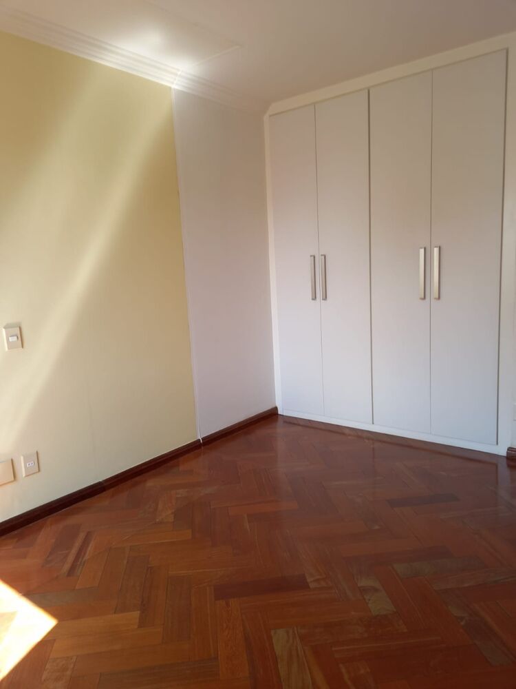 Apartamento à venda com 3 quartos, 143m² - Foto 11