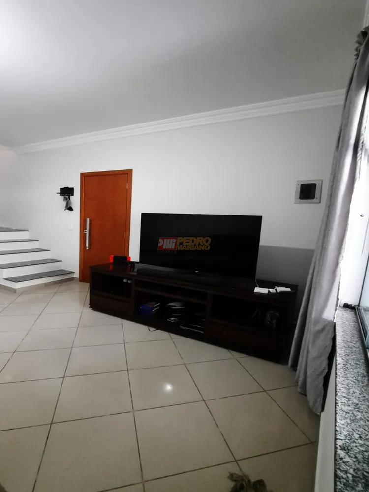 Sobrado, 3 quartos, 227 m² - Foto 4