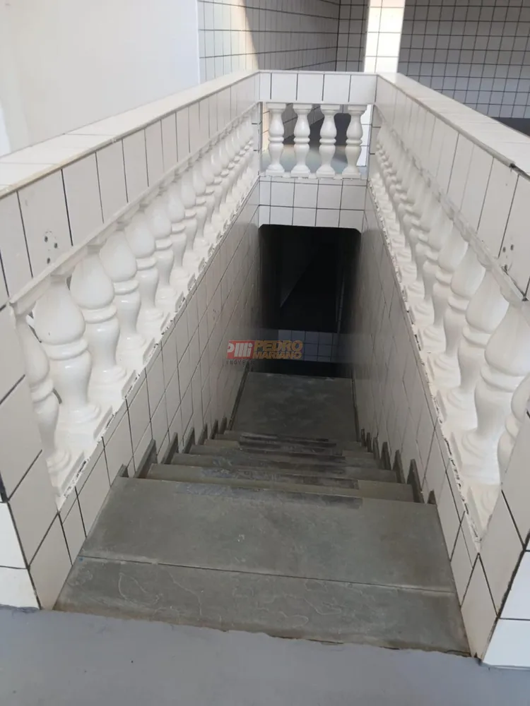 Depósito-Galpão, 1286 m² - Foto 1