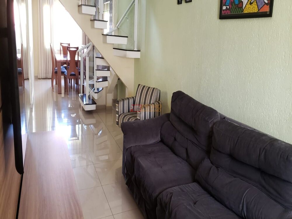 Sobrado, 4 quartos, 196 m² - Foto 1