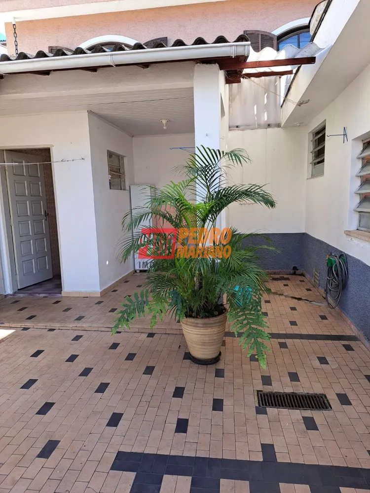 Casa, 3 quartos, 184 m² - Foto 4