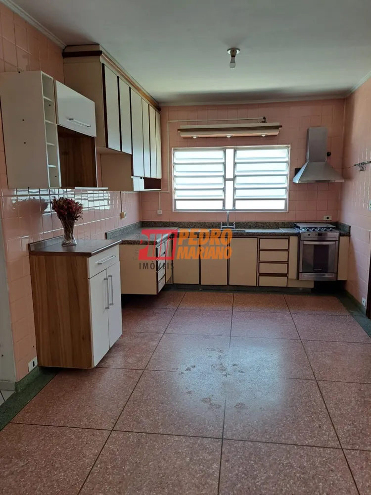 Casa, 3 quartos, 184 m² - Foto 1