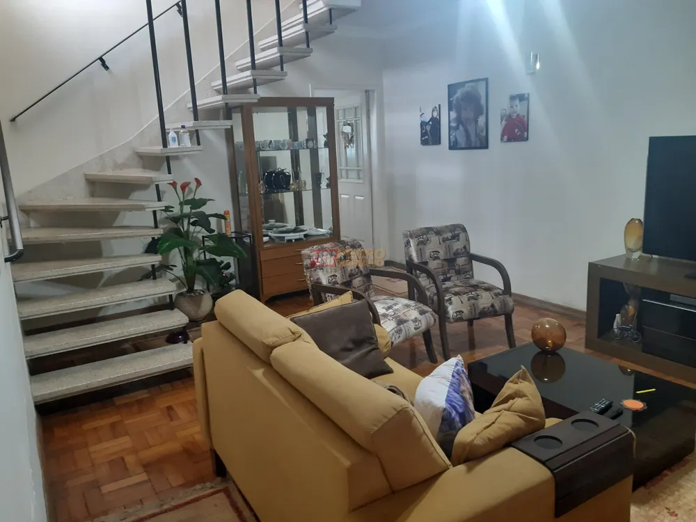 Sobrado, 2 quartos, 180 m² - Foto 1