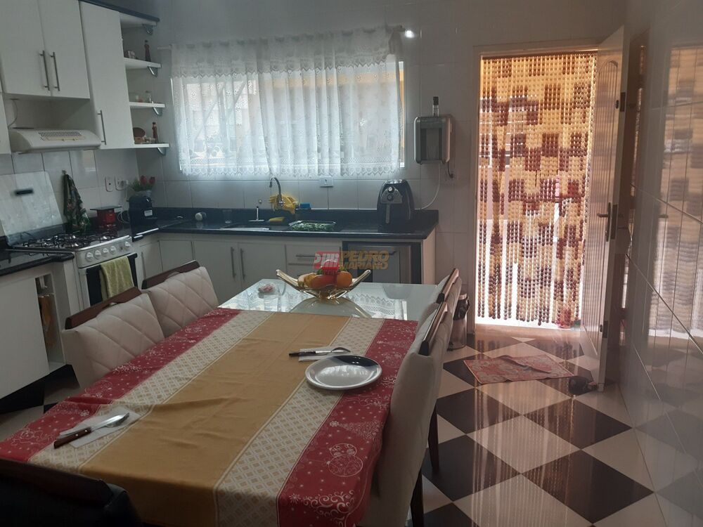 Sobrado, 2 quartos, 180 m² - Foto 2