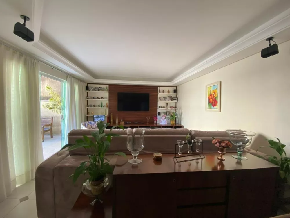 Sobrado, 3 quartos, 285 m² - Foto 1