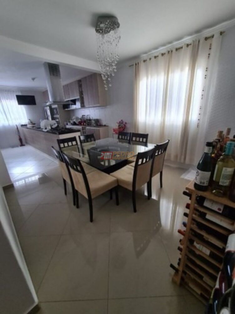 Sobrado, 3 quartos, 478 m² - Foto 1
