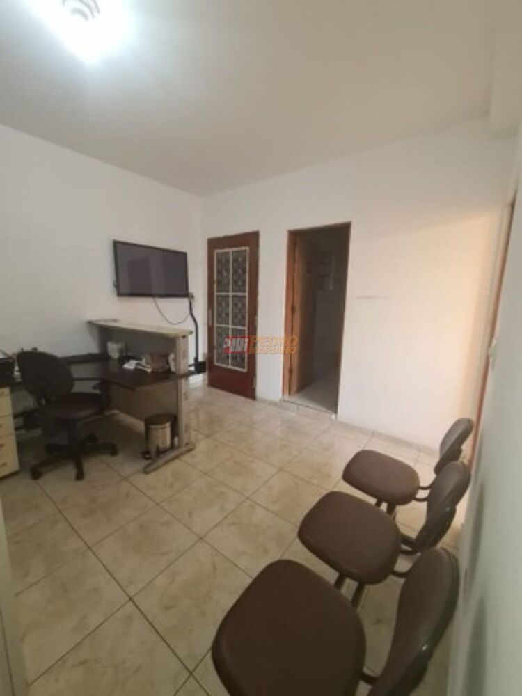 Sobrado, 3 quartos, 478 m² - Foto 2