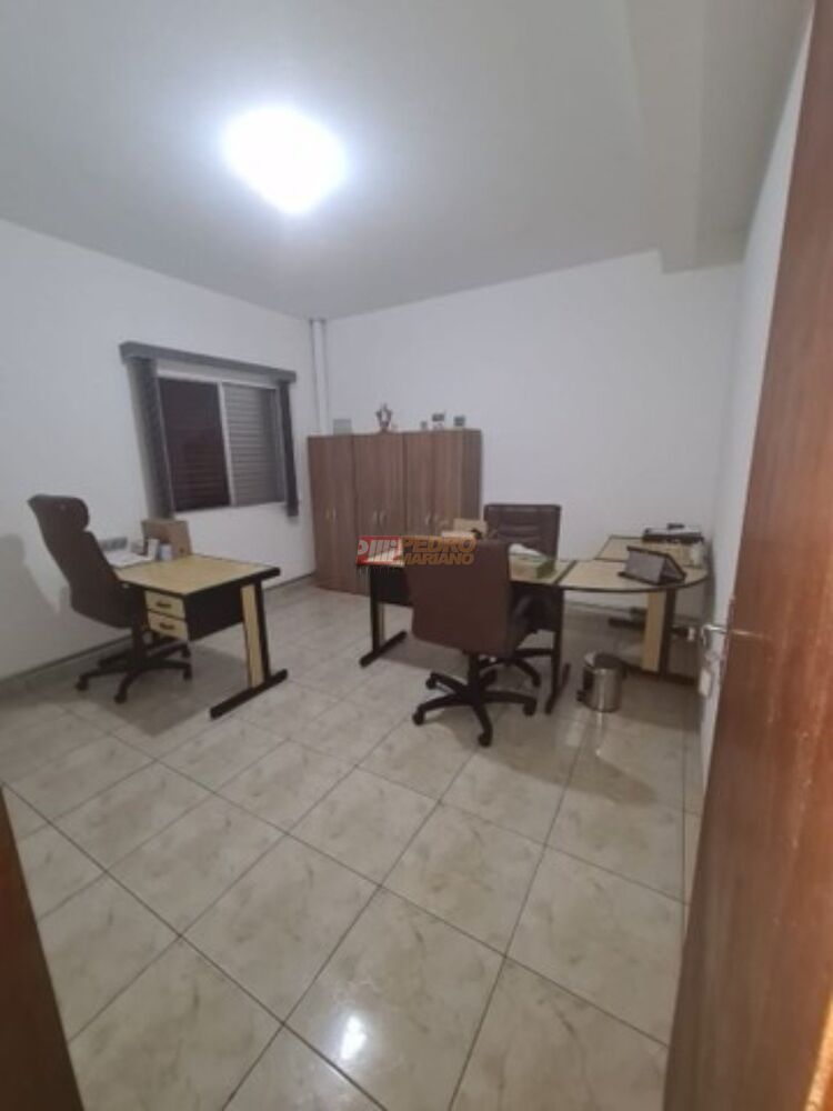 Sobrado, 3 quartos, 478 m² - Foto 4