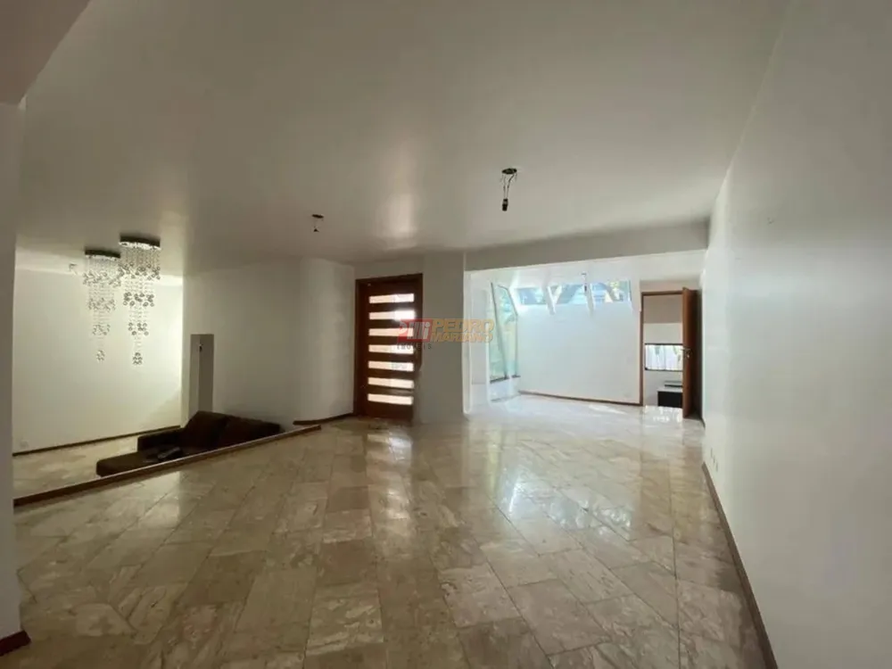 Sobrado, 4 quartos, 289 m² - Foto 1