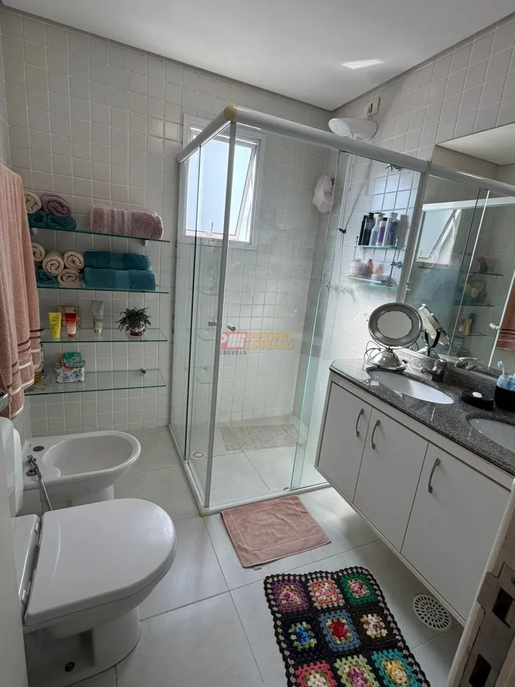 Apartamento, 3 quartos, 148 m² - Foto 1