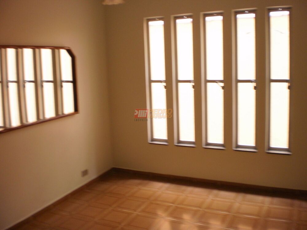 Sobrado à venda com 3 quartos, 198m² - Foto 3