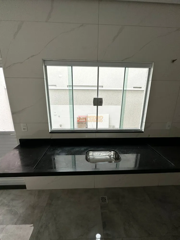 Casa, 3 quartos, 71 m² - Foto 2