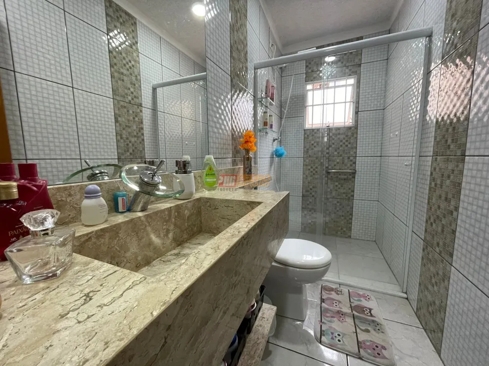 Sobrado, 4 quartos, 187 m² - Foto 1