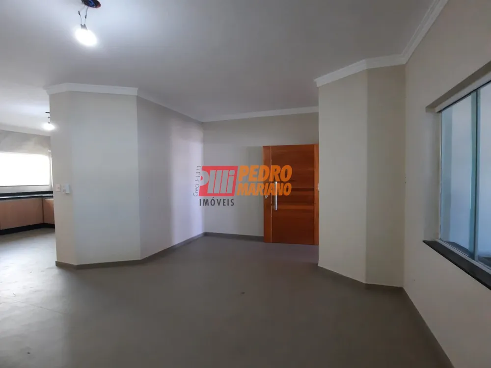 Casa, 3 quartos, 190 m² - Foto 1