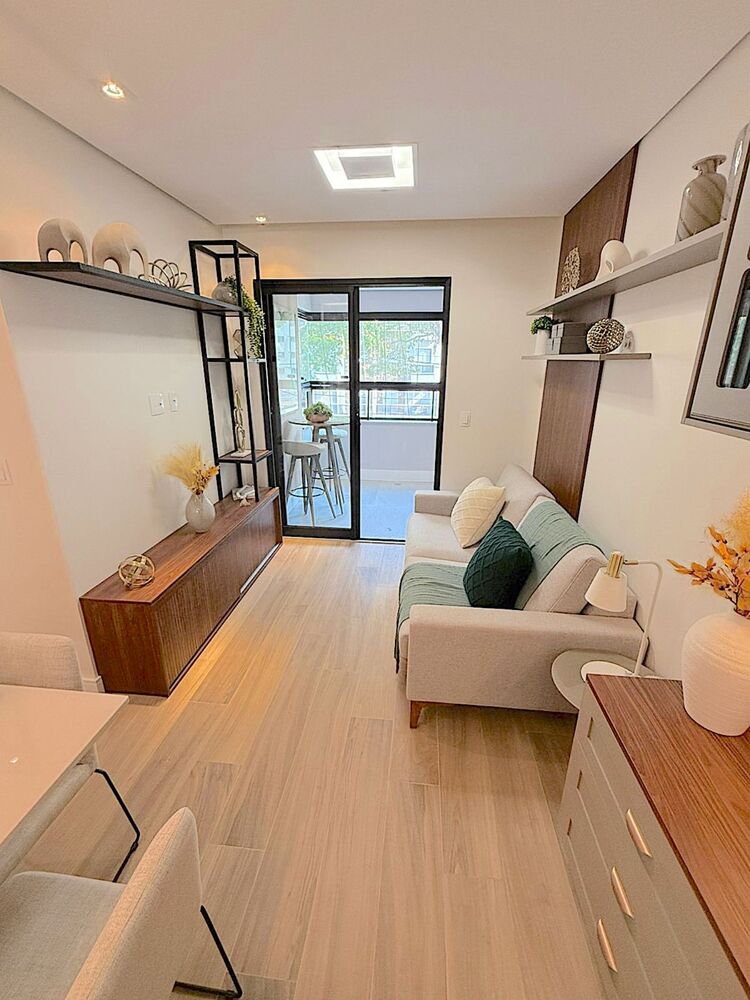 Apartamento Lançamentos com 2 quartos, 64m² - Foto 1
