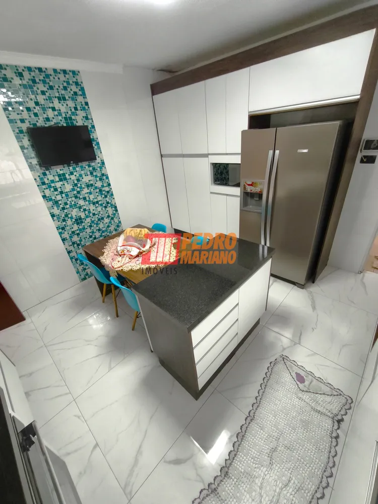 Sobrado, 3 quartos, 249 m² - Foto 8