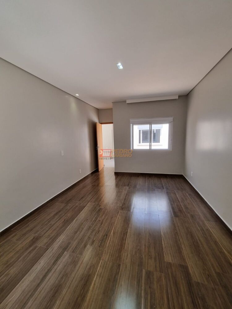 Sobrado, 4 quartos, 270 m² - Foto 6