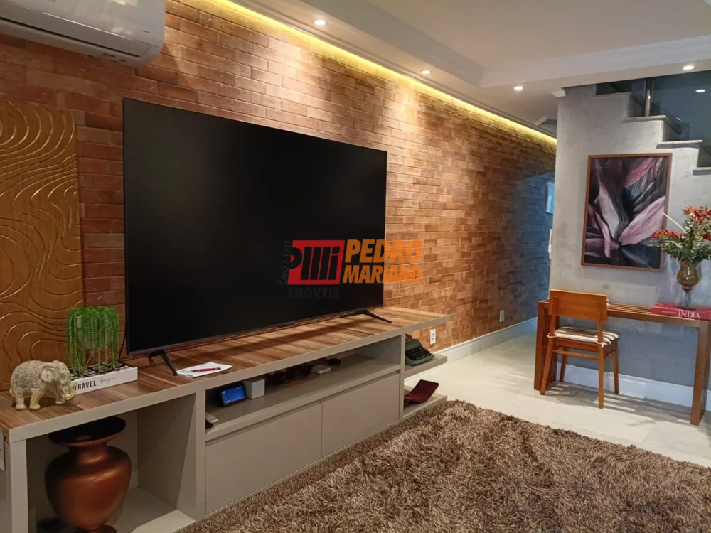 Sobrado, 3 quartos, 205 m² - Foto 1
