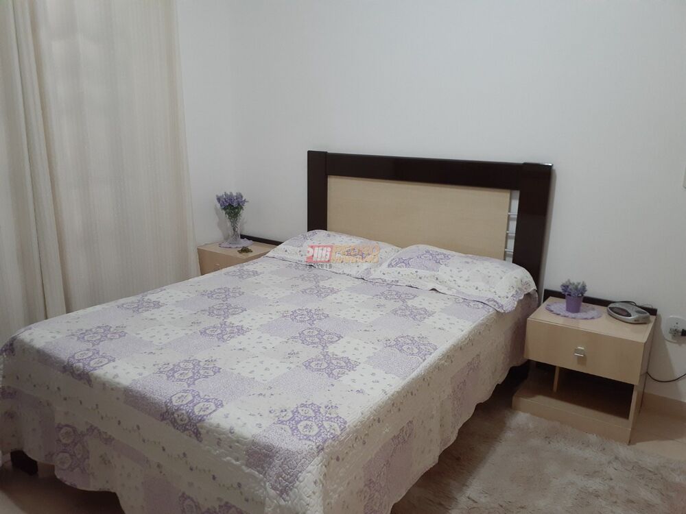 Sobrado, 5 quartos, 246 m² - Foto 3