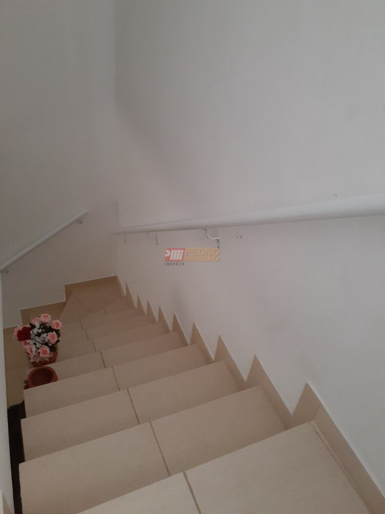 Sobrado, 5 quartos, 246 m² - Foto 2