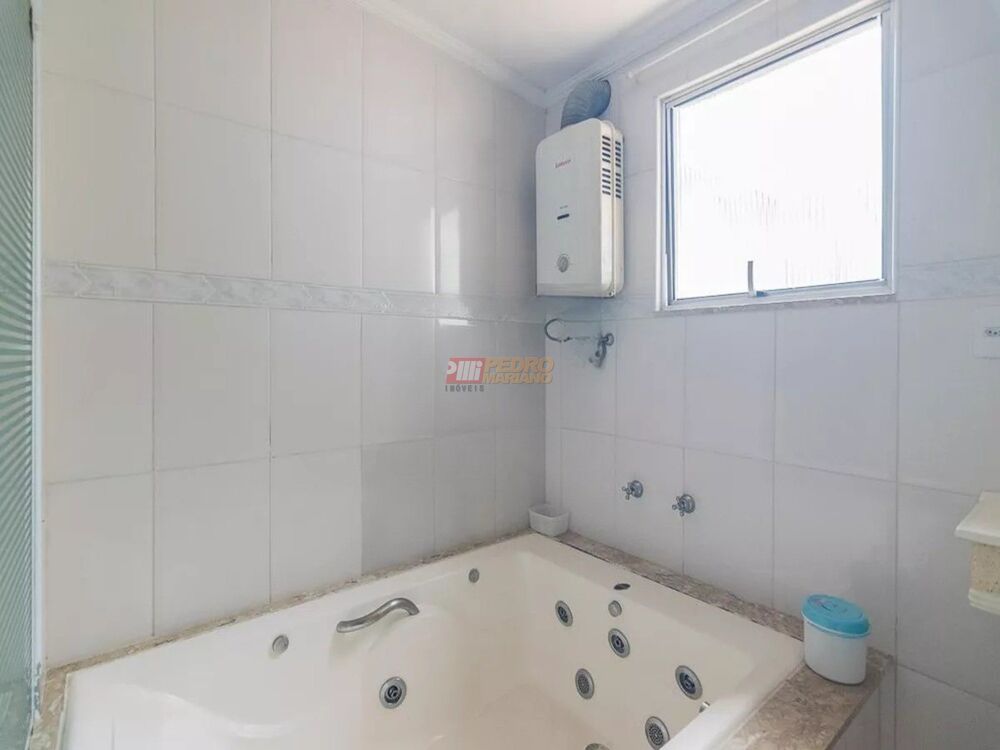Sobrado, 3 quartos, 232 m² - Foto 3