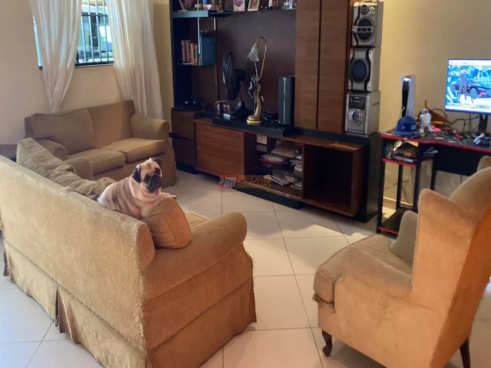 Sobrado, 3 quartos, 200 m² - Foto 1