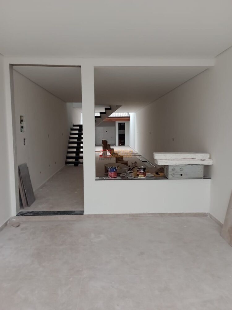 Sobrado à venda com 3 quartos, 145m² - Foto 2