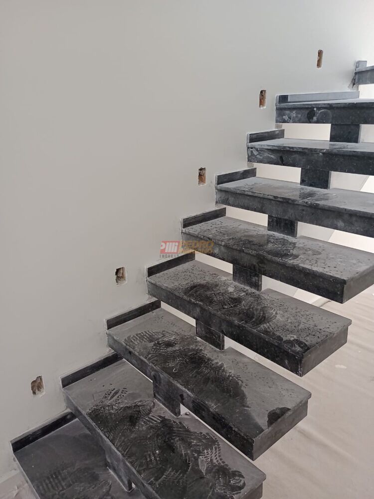 Sobrado à venda com 3 quartos, 145m² - Foto 4