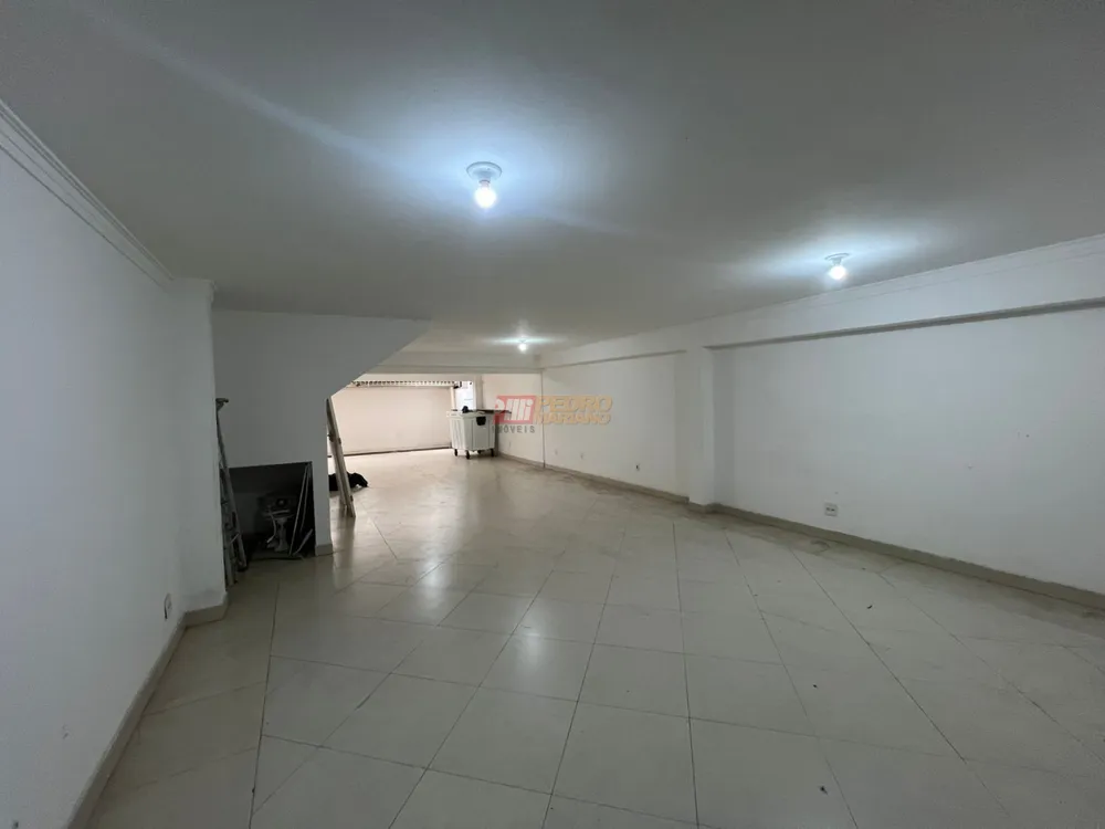Sobrado, 3 quartos, 330 m² - Foto 3