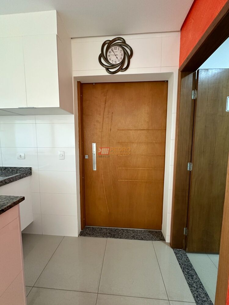 Cobertura à venda com 2 quartos, 120m² - Foto 12