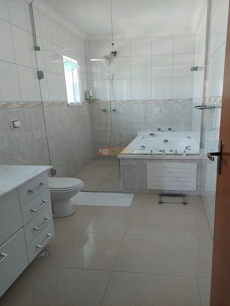 Sobrado, 3 quartos, 212 m² - Foto 6