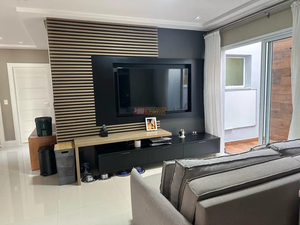 Sobrado, 4 quartos, 636 m² - Foto 1