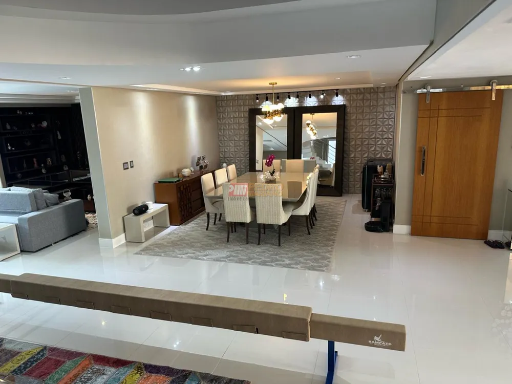 Sobrado, 4 quartos, 636 m² - Foto 2