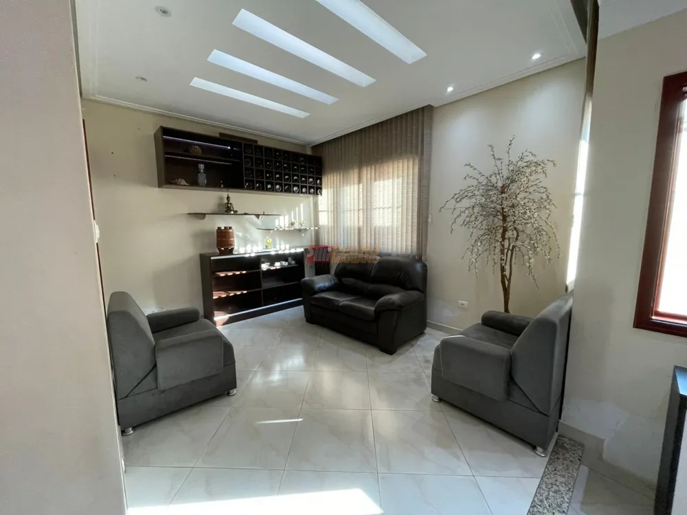 Sobrado, 4 quartos, 249 m² - Foto 2