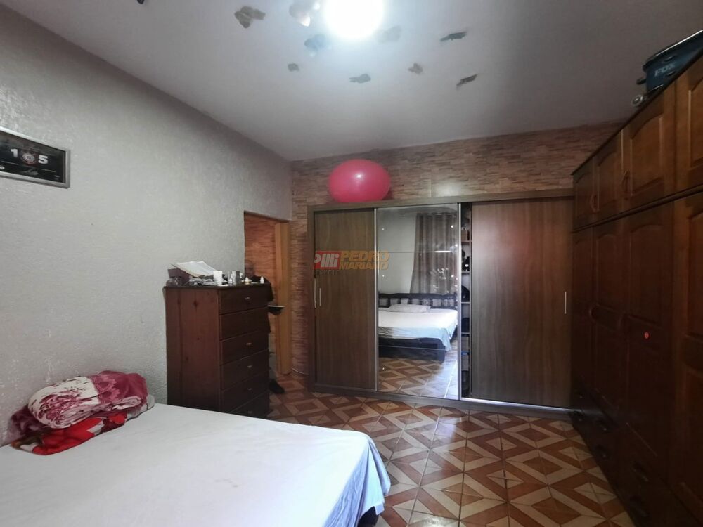 Casa, 4 quartos, 239 m² - Foto 3