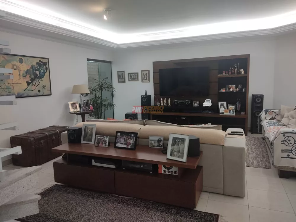 Sobrado, 5 quartos, 389 m² - Foto 3