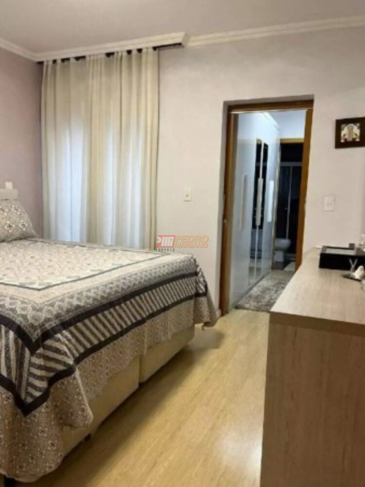 Sobrado à venda com 2 quartos, 130m² - Foto 2