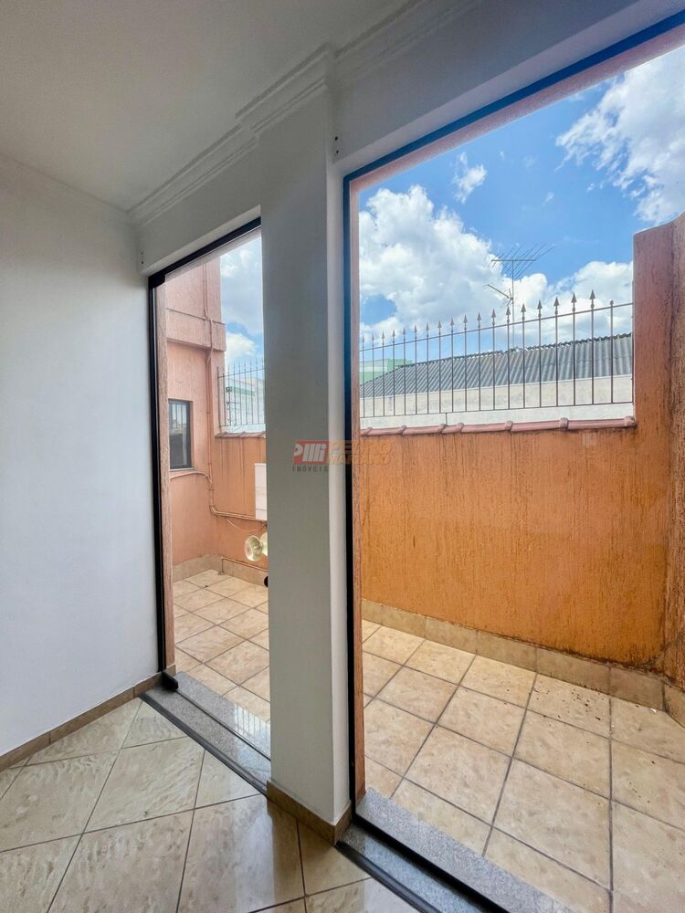 Sobrado, 3 quartos, 343 m² - Foto 1