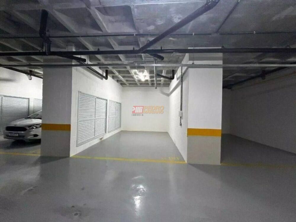 Apartamento à venda com 3 quartos, 190m² - Foto 9