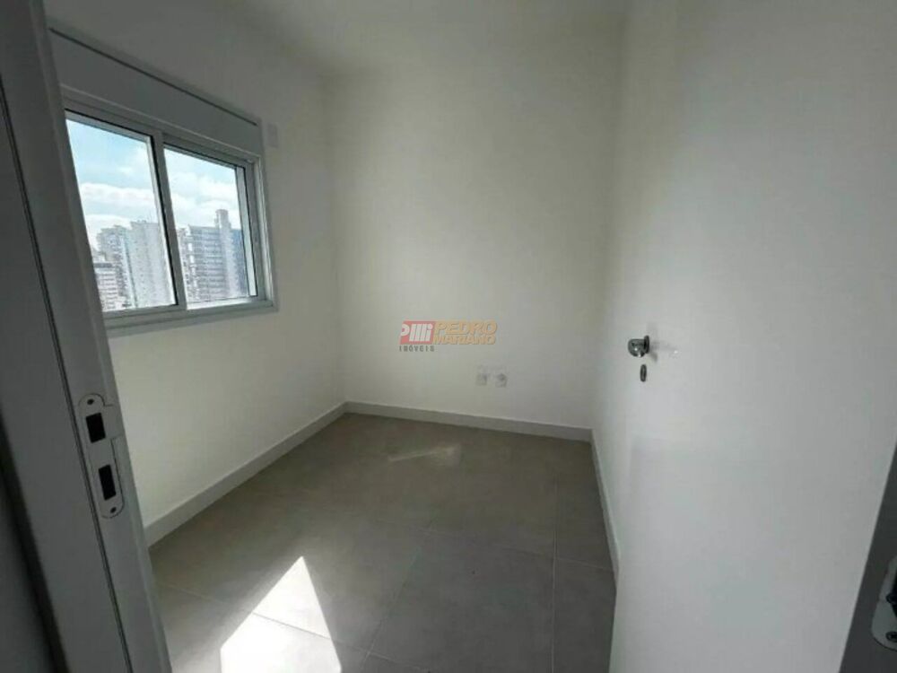 Apartamento à venda com 3 quartos, 190m² - Foto 5
