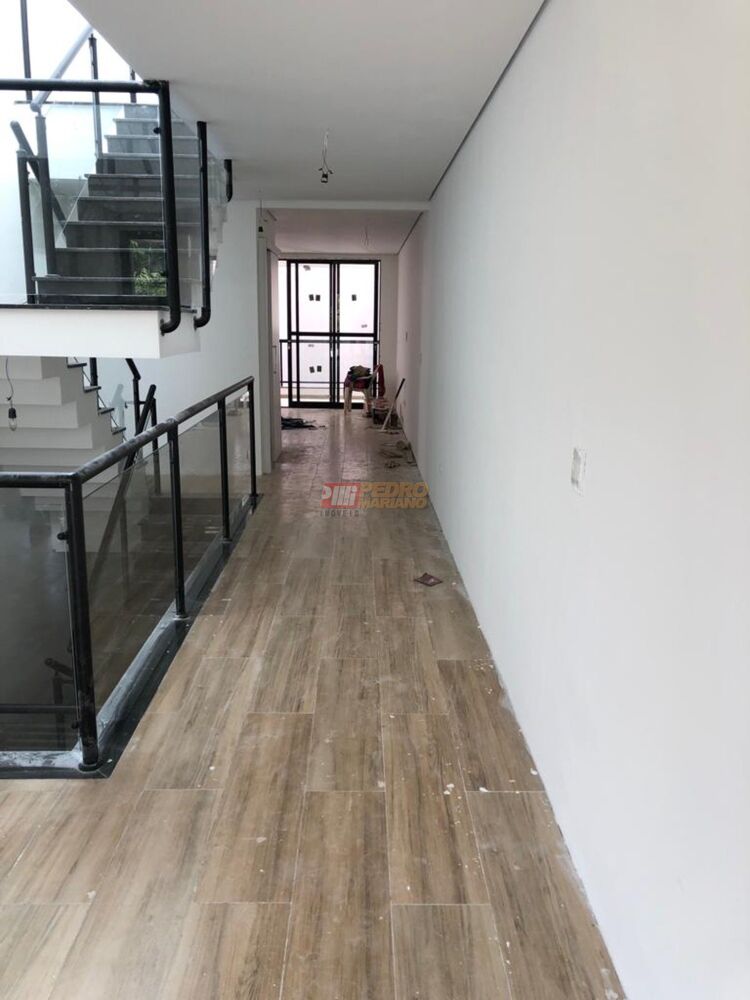 Sobrado, 2 quartos, 194 m² - Foto 1