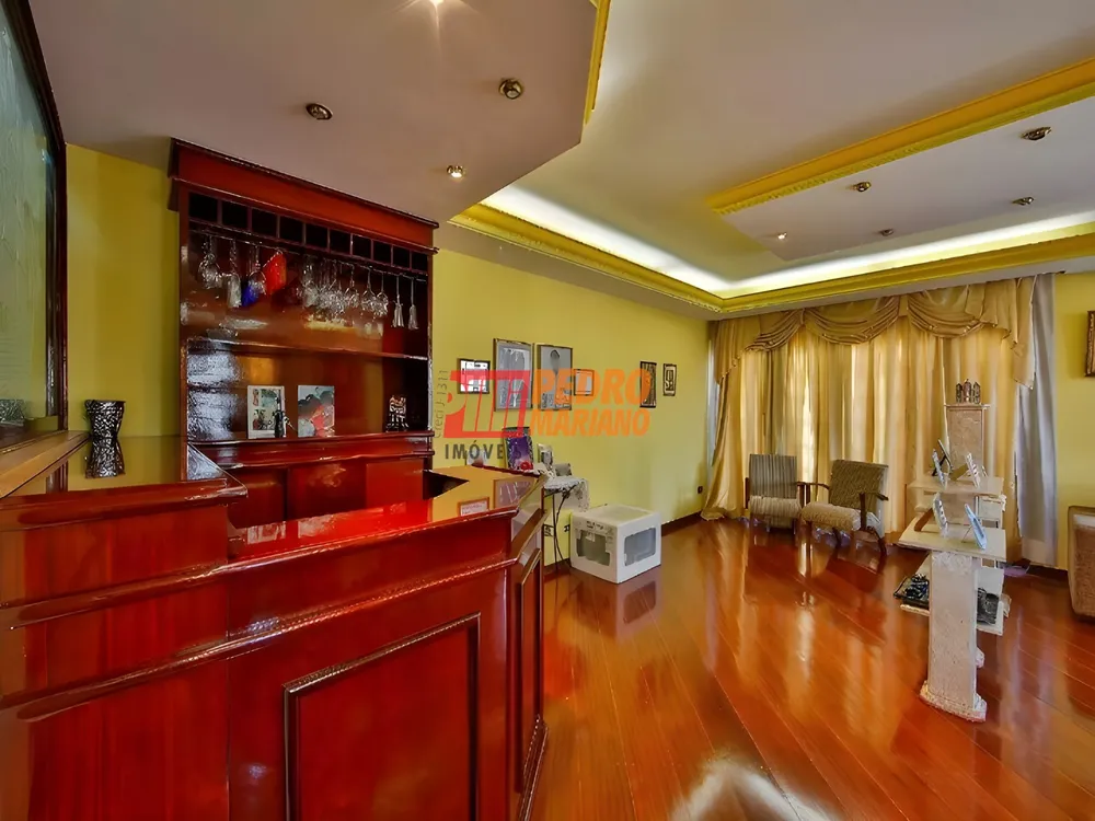 Sobrado, 3 quartos, 324 m² - Foto 1