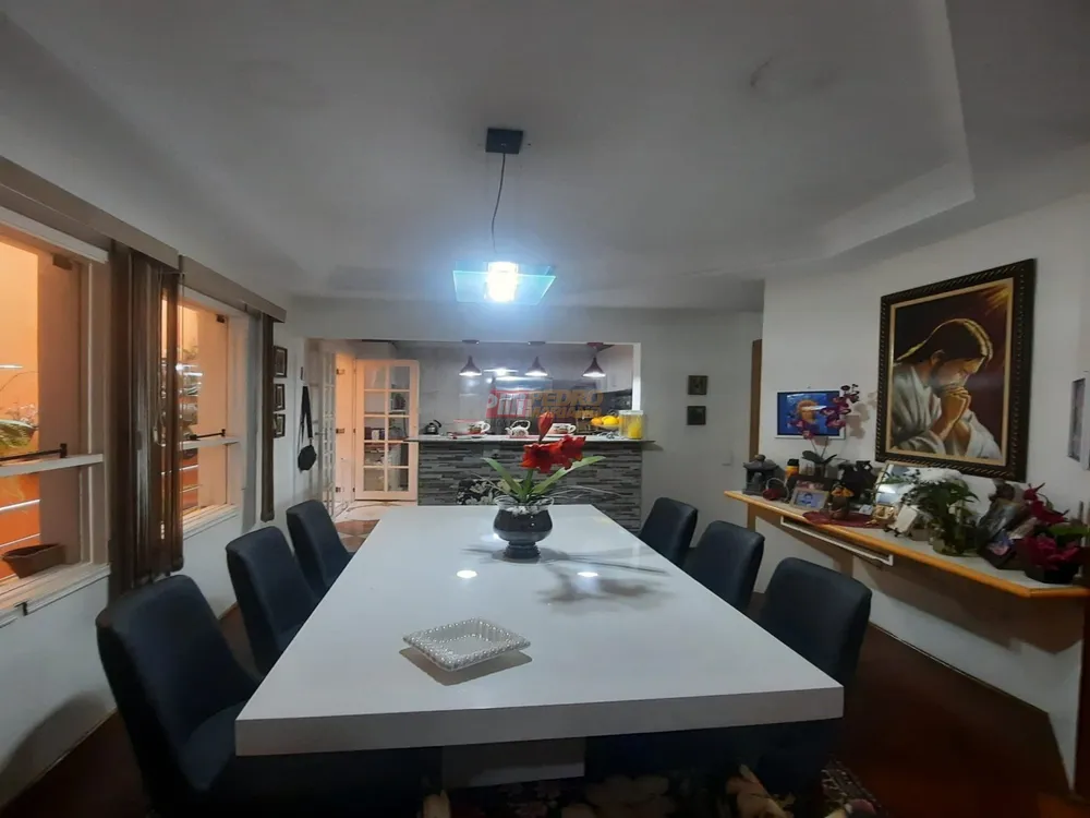 Sobrado, 4 quartos, 340 m² - Foto 1