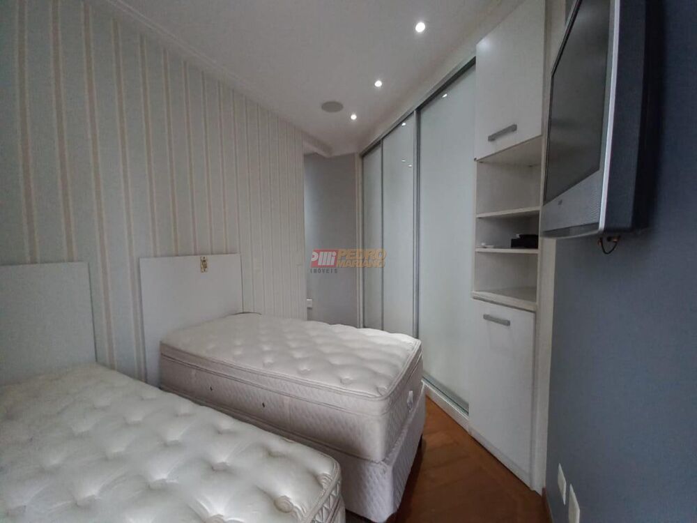 Apartamento à venda com 4 quartos, 385m² - Foto 11