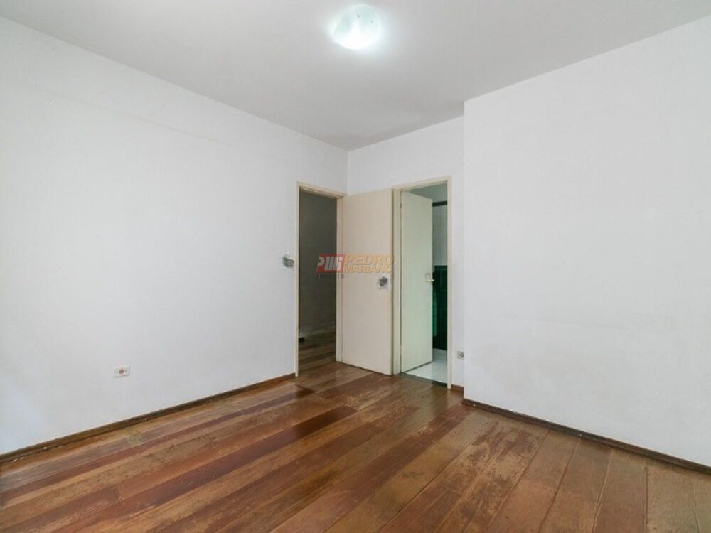 Casa, 3 quartos, 194 m² - Foto 2