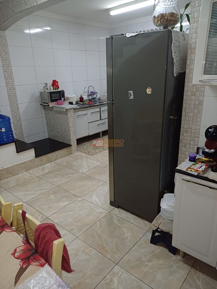 Sobrado, 4 quartos, 282 m² - Foto 4