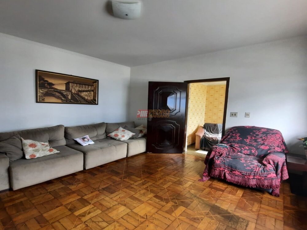 Casa, 4 quartos, 237 m² - Foto 2