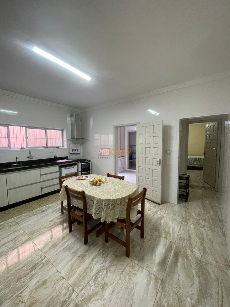 Casa à venda com 3 quartos, 154m² - Foto 4